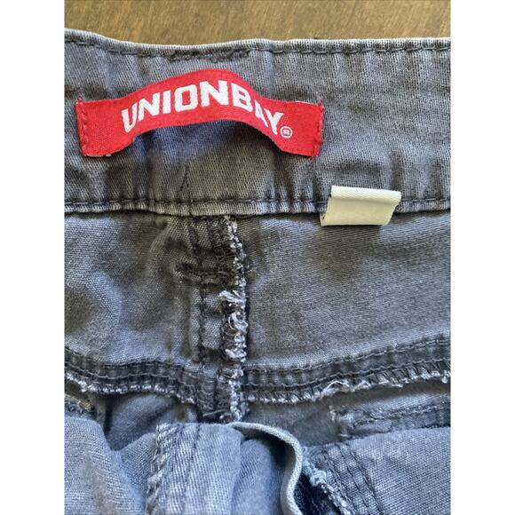 Union Bay Y2K Juniors 5 Gray Shorts - Picture 5 of 7